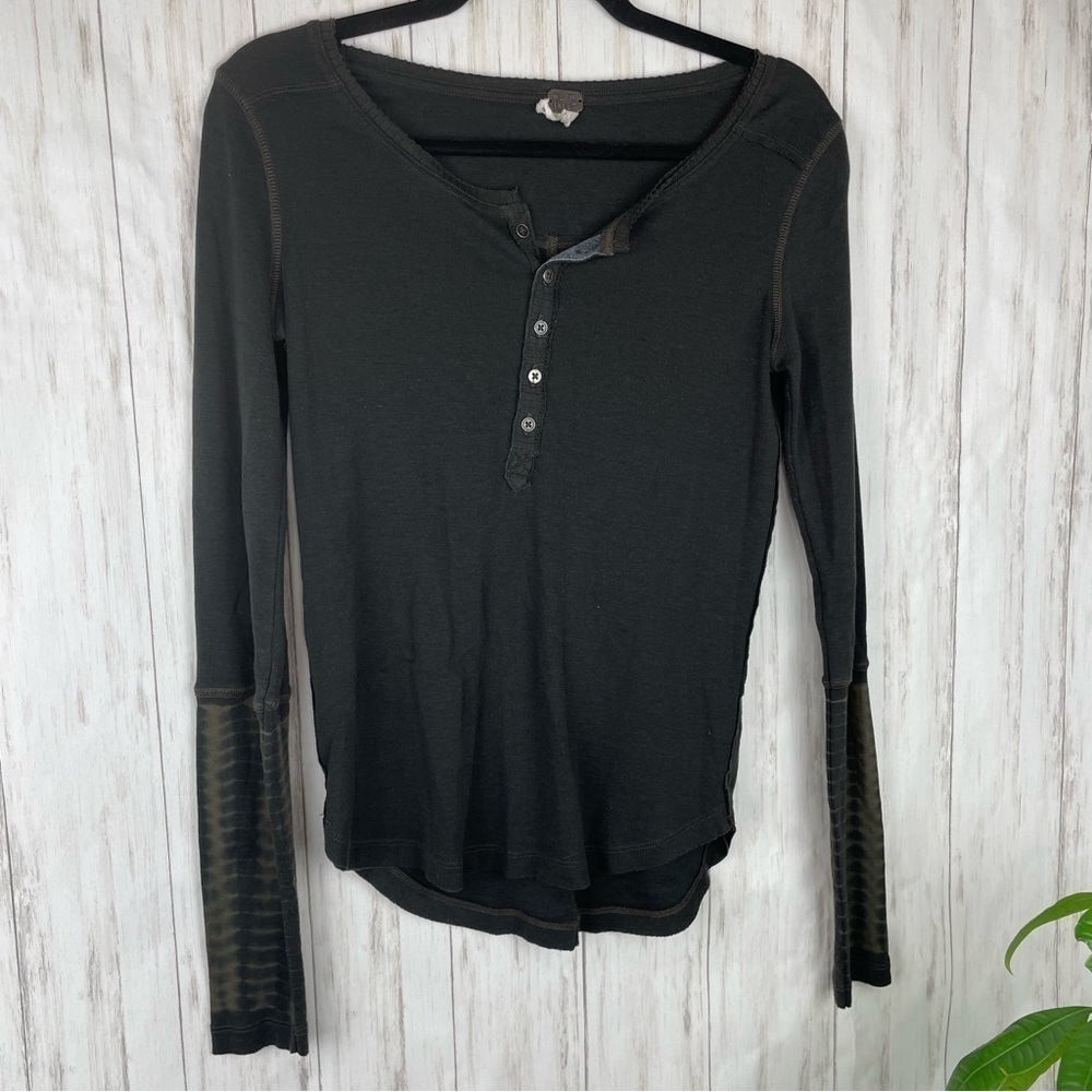 Free People black with army green tie dye cuffs XS